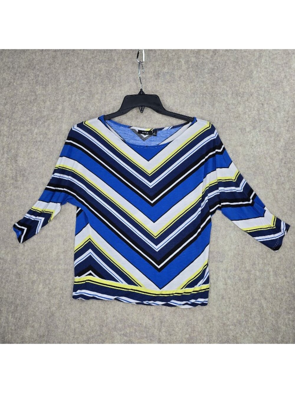 Apt. 9 Womens Top Blue Chevron Pattern Pull-On 3/4 Sleeves Size M Rayon